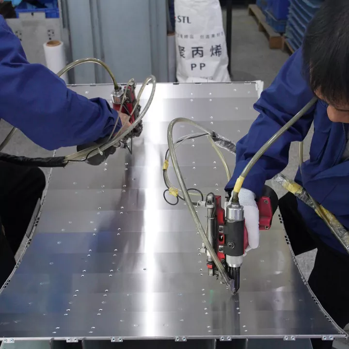 แผ่นโลหะหน้าจอแอลซีดี